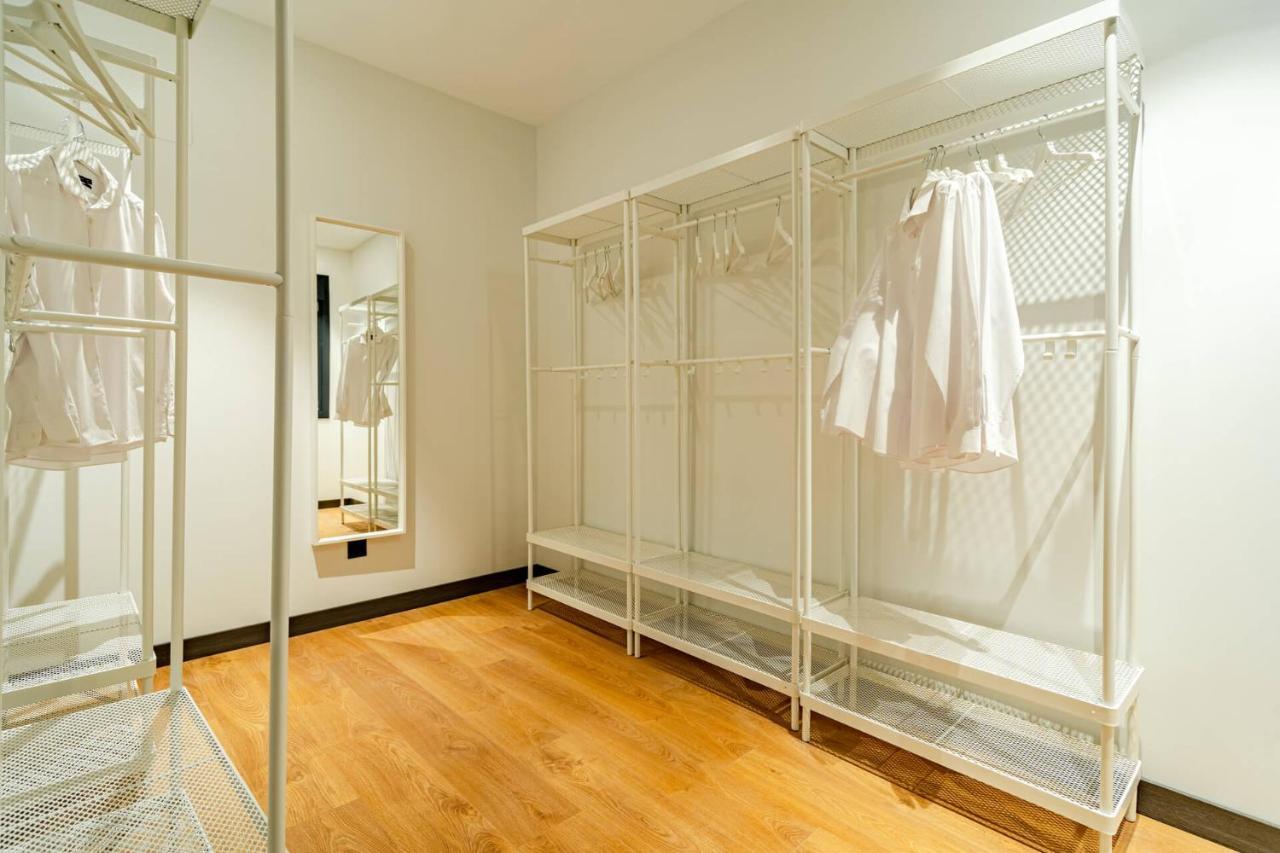 Apartamento Edificio Fénix, Constitución 1